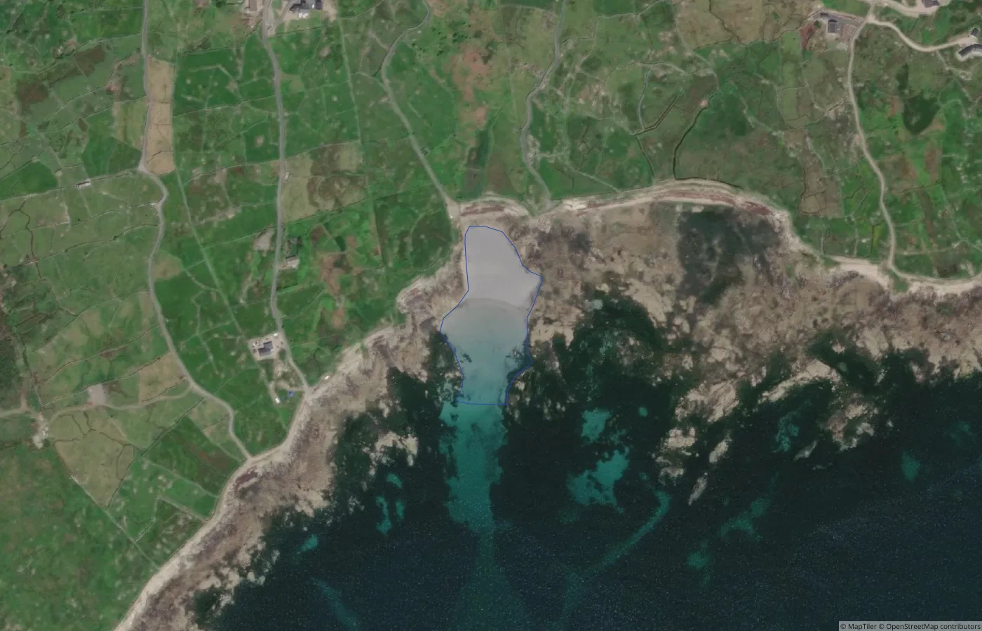 Aerial map view of Cnoc Carrach Bay Beach in County Galway