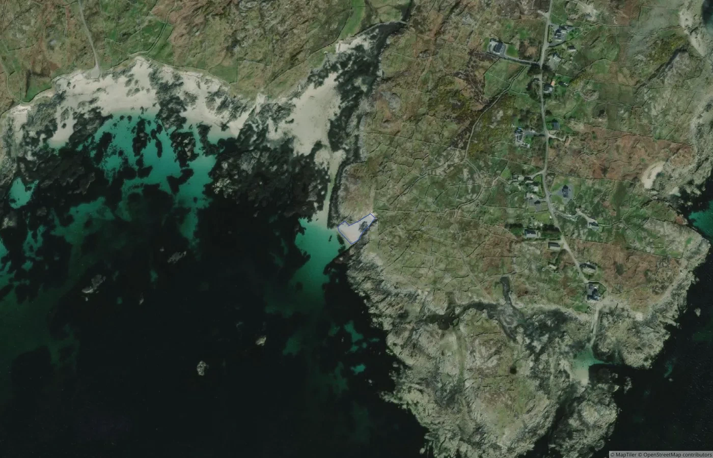 Aerial map view of Trá Pháidín in County Galway